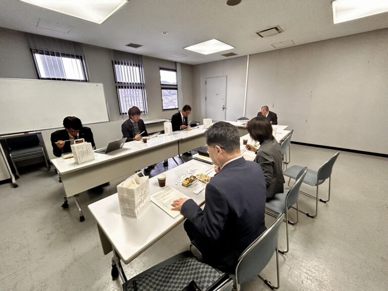 会派会議を実施いたしました